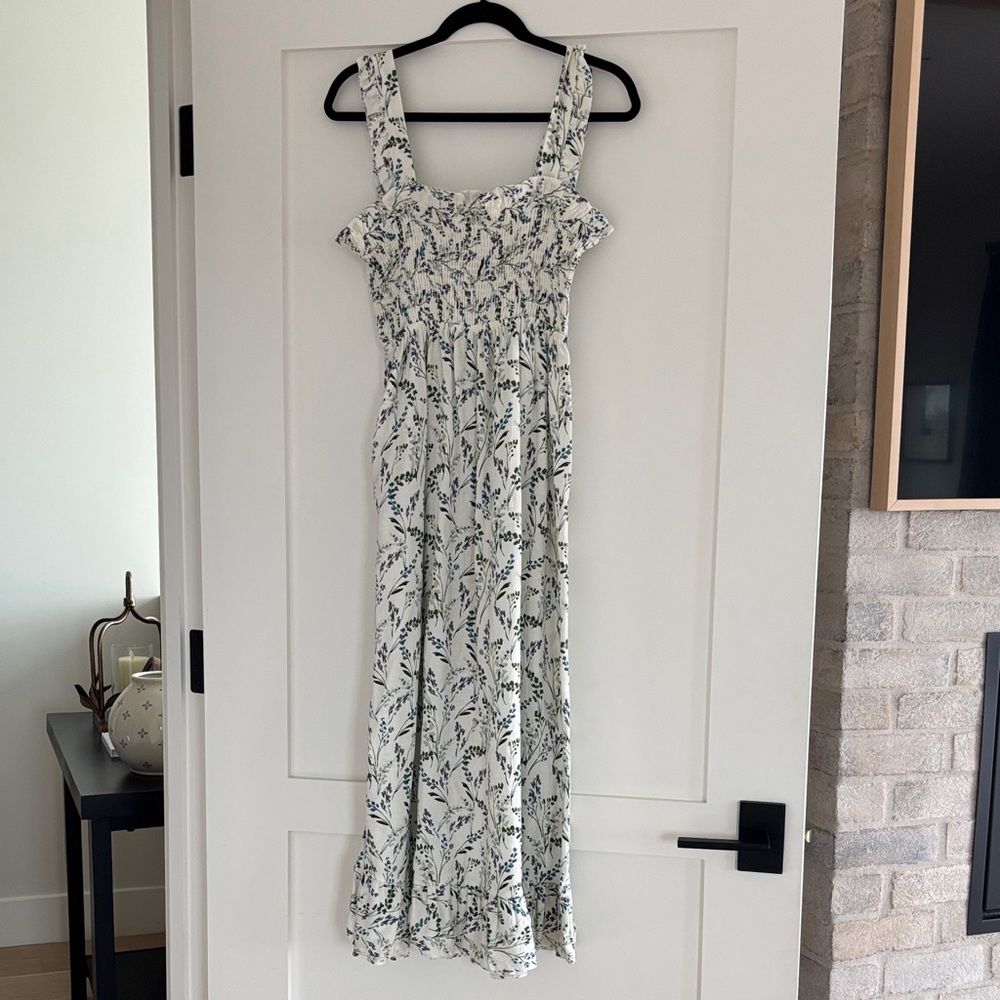 Zara White and Blue Leaf Print Maxi Dress